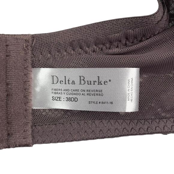 Delta Burke 38DD Bra Underwire Purple Full Coverage Wide Strap Style 8411-16 - Picture 3 of 5